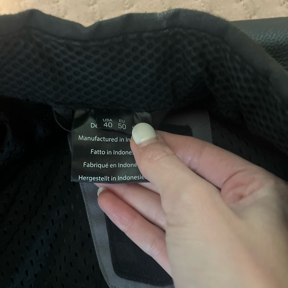 Alpinestars Black Performance Motorcycle Jacket - Picture 3 of 3